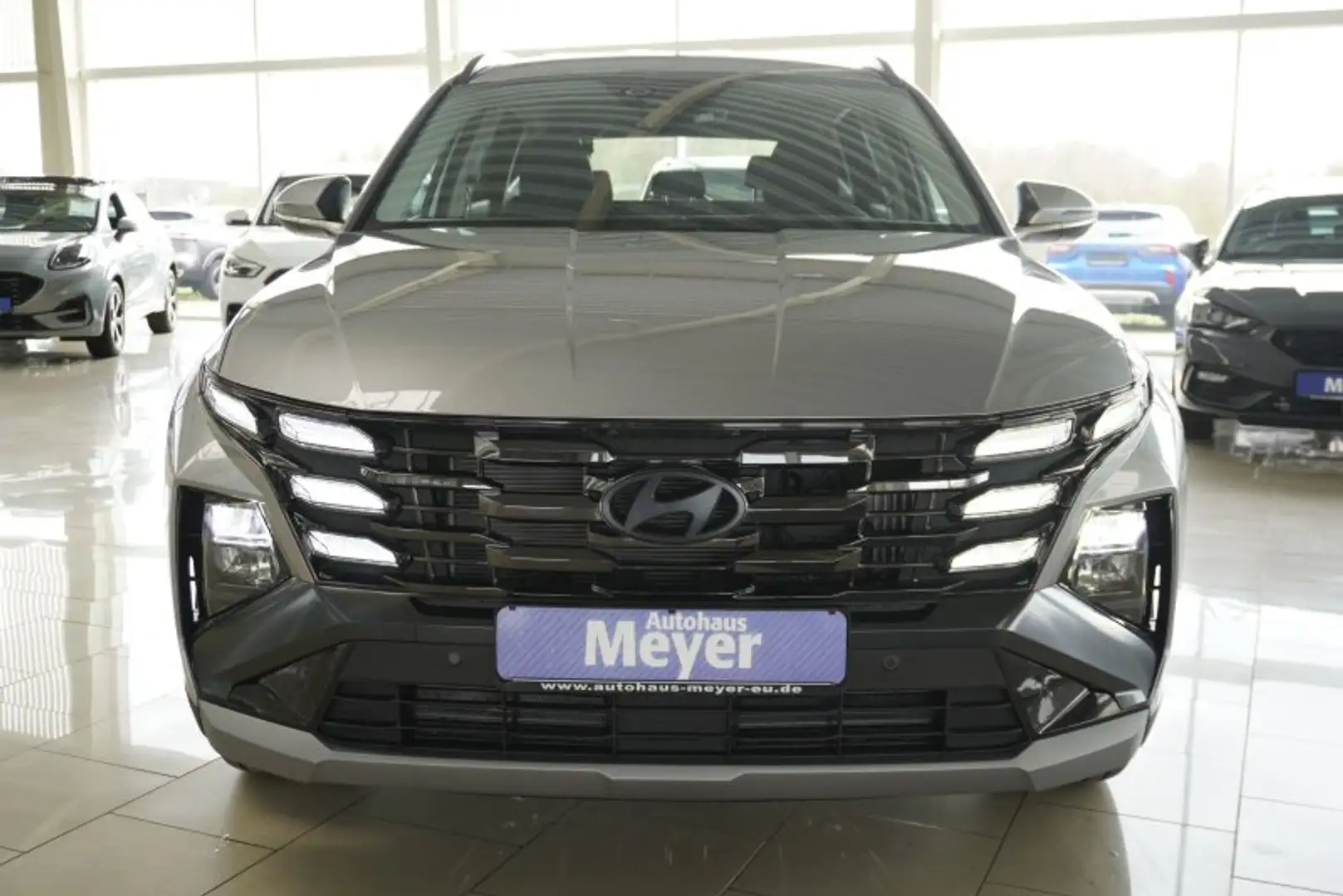 Hyundai TUCSON 1.6 T-GDI HEV 215PS Navi/Kamera/Keyless/Voll-LED Silber - 2