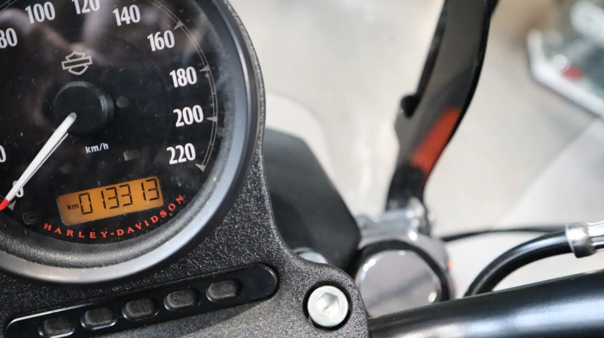 Harley-Davidson Chopper Iron Rouge - 2