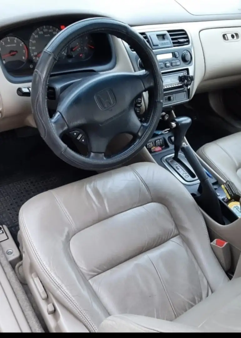 Honda Accord 2.0i 16v VTEC ES - 1