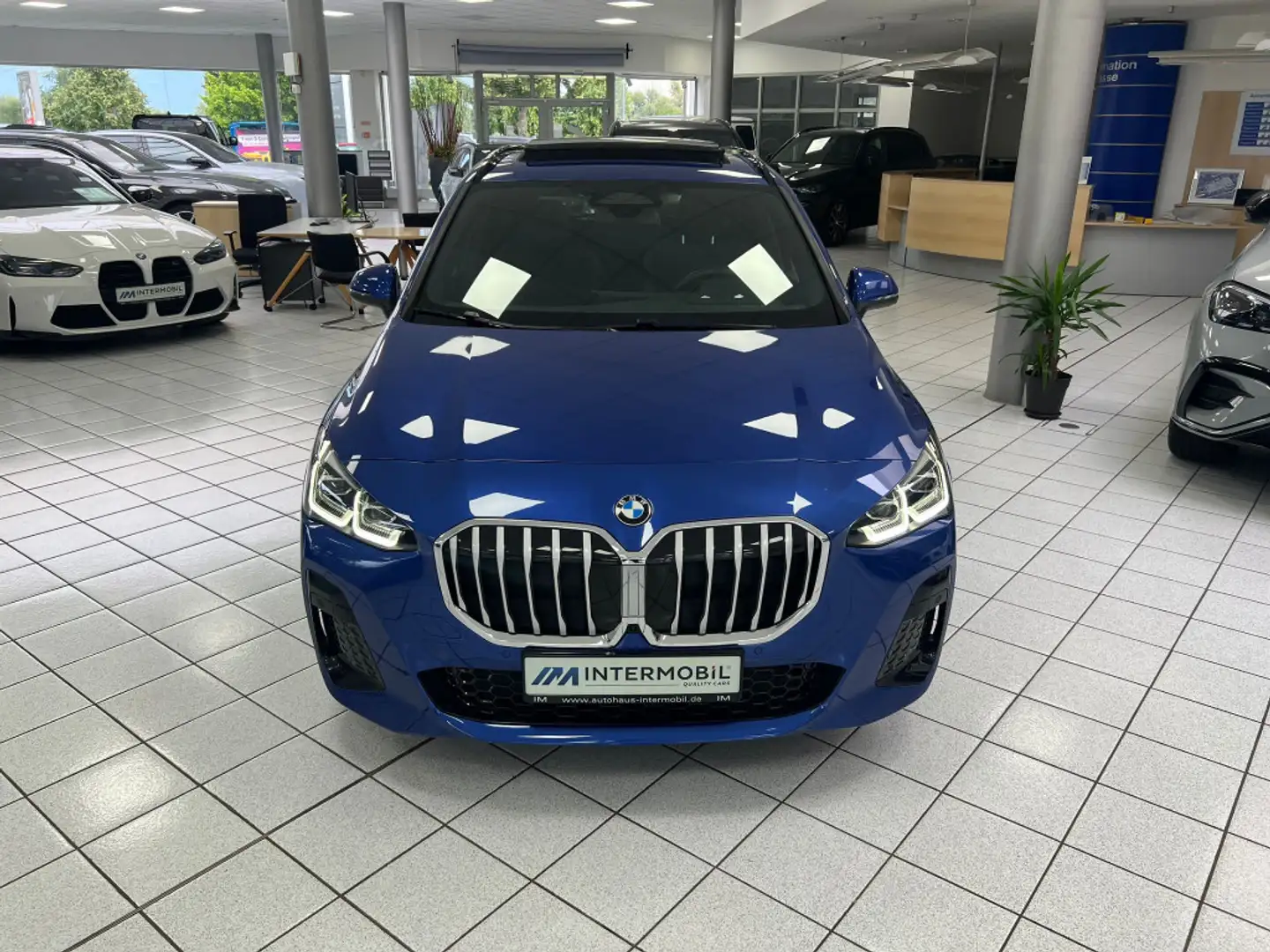 BMW 223 d xDrive M-Sport PANO*HUD*360° Синій - 2