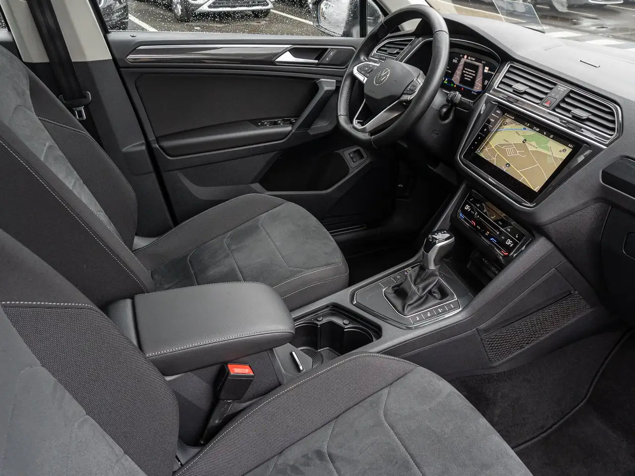 Volkswagen Tiguan 1.4 eTSI eHybrid DSG Elegance 10