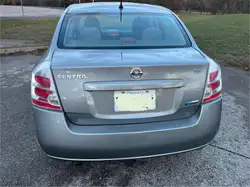 Nissan Sentra снимка Nissan Sentra