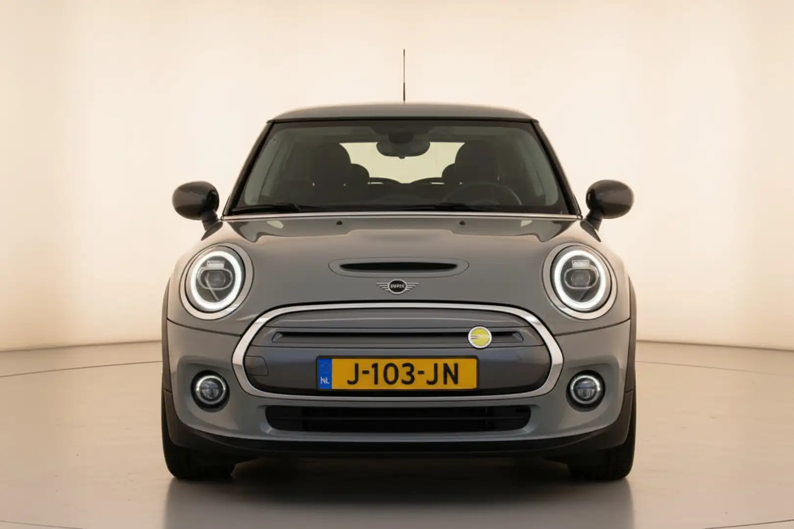 MINI Sonstige Electric Basic 33 kWh Grau - 2
