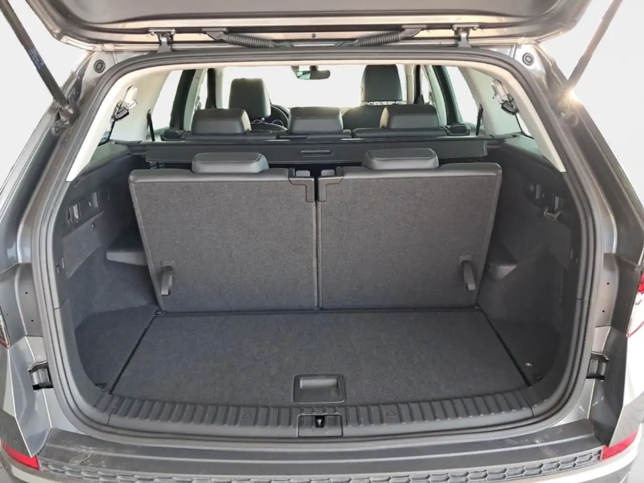 Skoda Kodiaq 1.5TSI DSG Style+LED+NAVI+PANO+7-SITZE, миниатюра 14