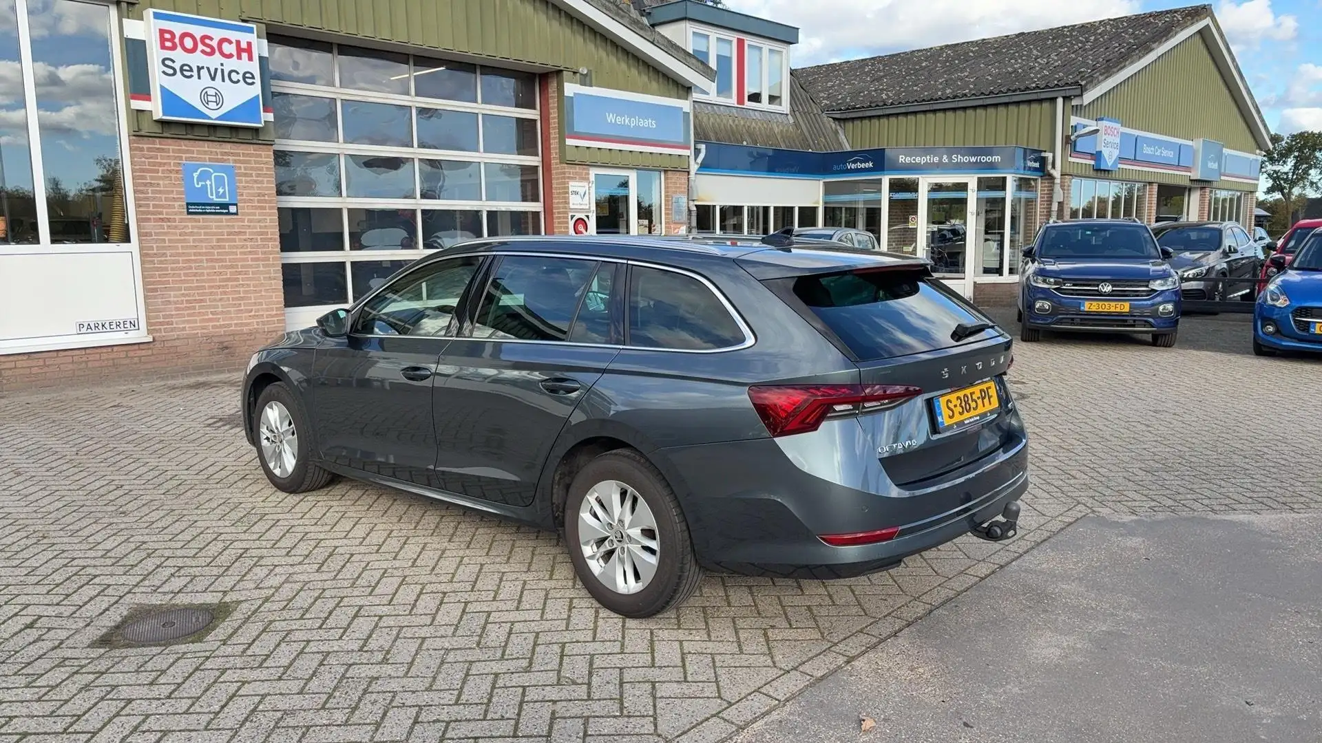 Skoda Octavia Combi 1.5 e-TSi 150pk DSG Business Edition | Navi Gris - 2