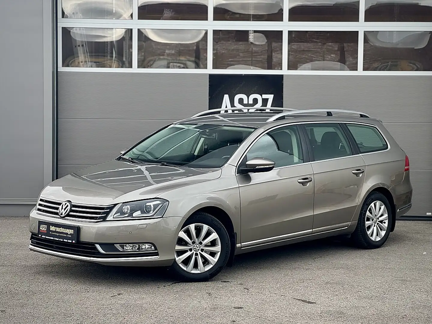 Volkswagen Passat Variant Comfortline BMT 2,0 TDI DPF DSG Braun - 1