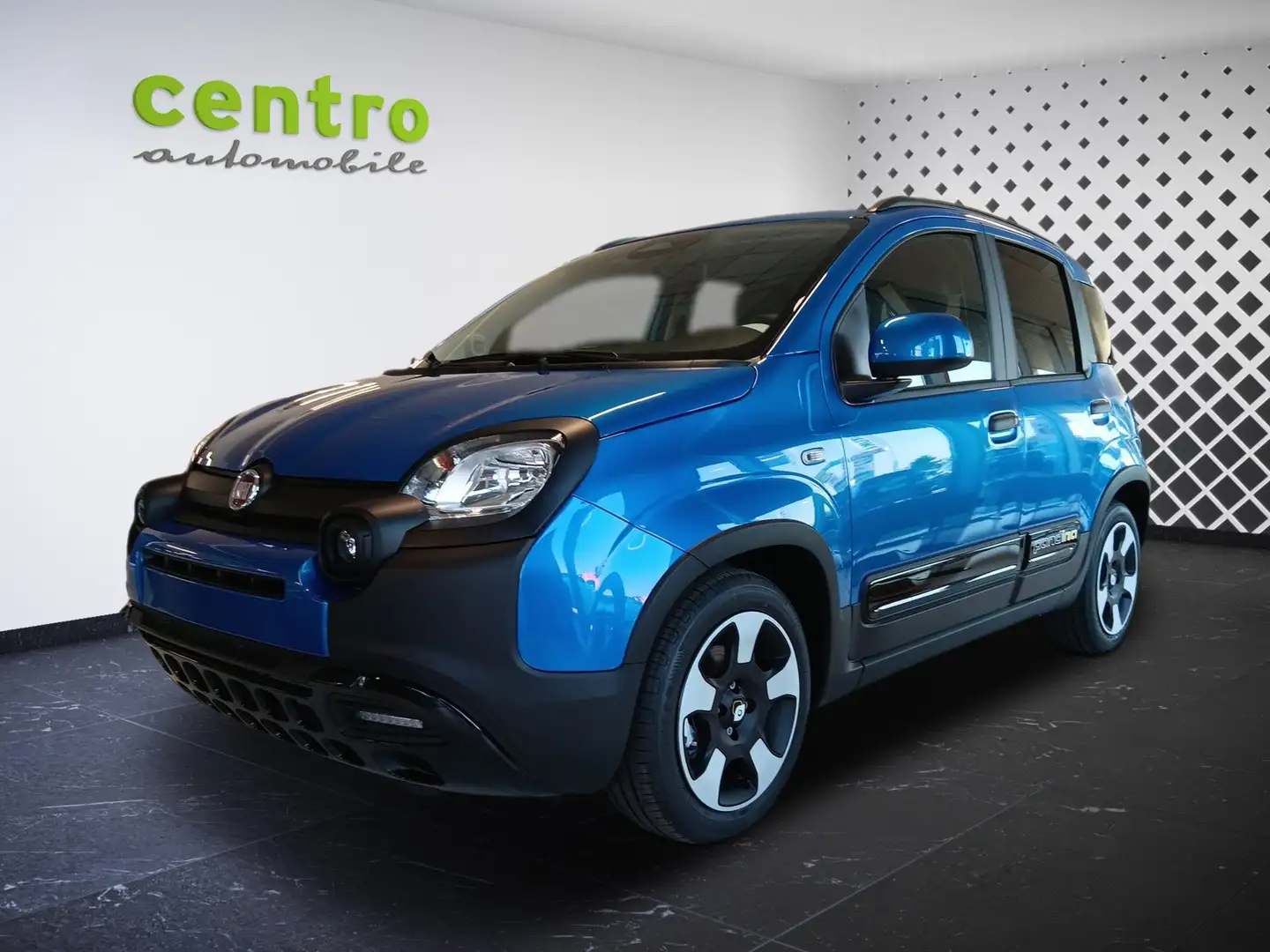 Fiat Panda Pandina Cross Hybrid + Notrad Blau - 2