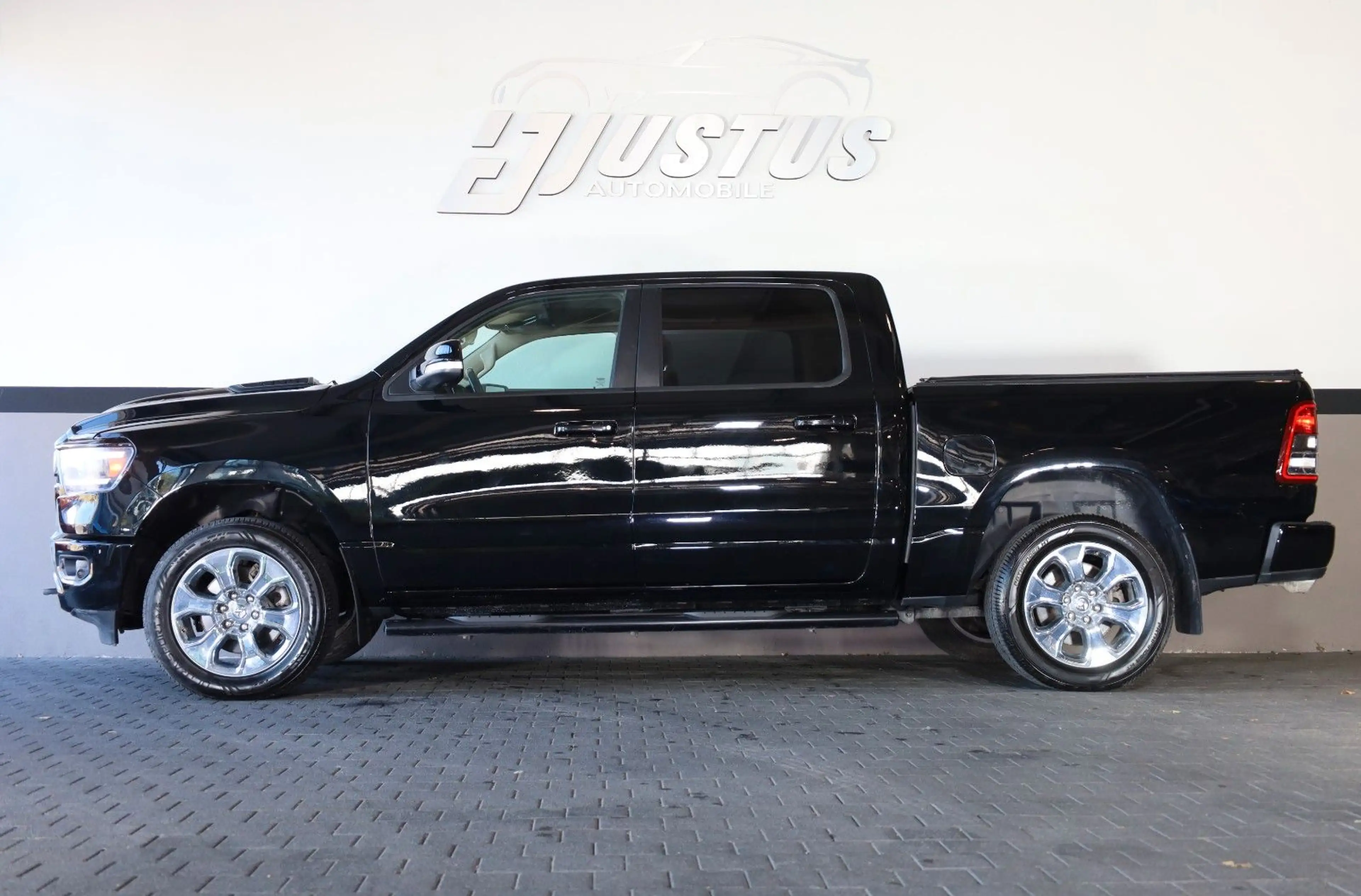 Dodge RAM 5.7 BigHorn LoneStar/BRCGAS/6-Sitz/SHZ/R20 — photo 3