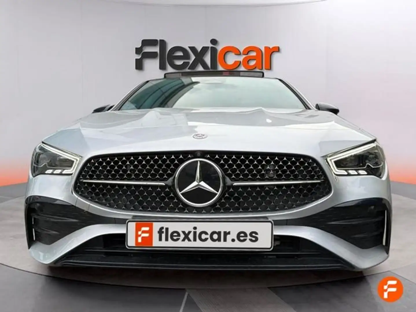 Mercedes-Benz CLA 200 200d Gris - 2