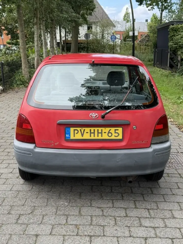 Toyota Starlet 1.3-16V, foto 5