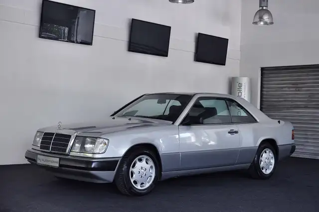 Mercedes-Benz 230 CE Coupe (C124/W124) ! Erst 056.260 km ! 1. Hand !