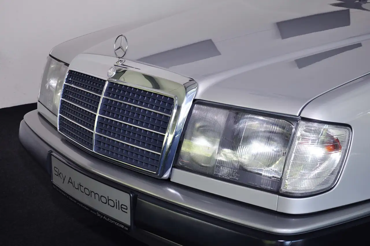 Mercedes-Benz 230 CE Coupe (C124/W124) ! Erst 056.260 km ! 1. Hand !, foto 5