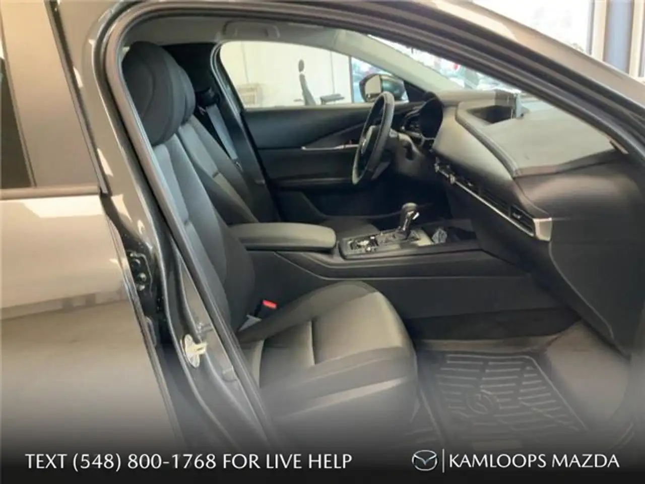 Mazda CX-30 photo Mazda CX-30