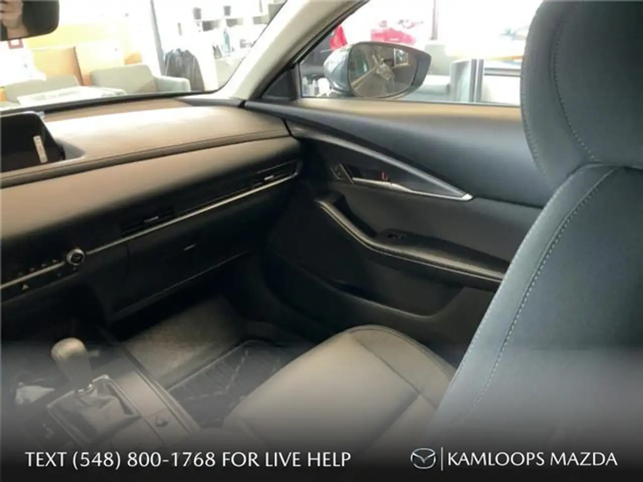 Mazda CX-30 photo Mazda CX-30