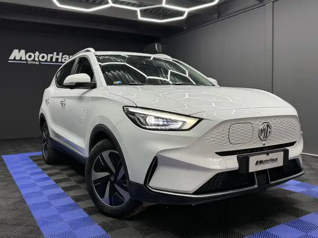 MG ZS Luxury Long Range