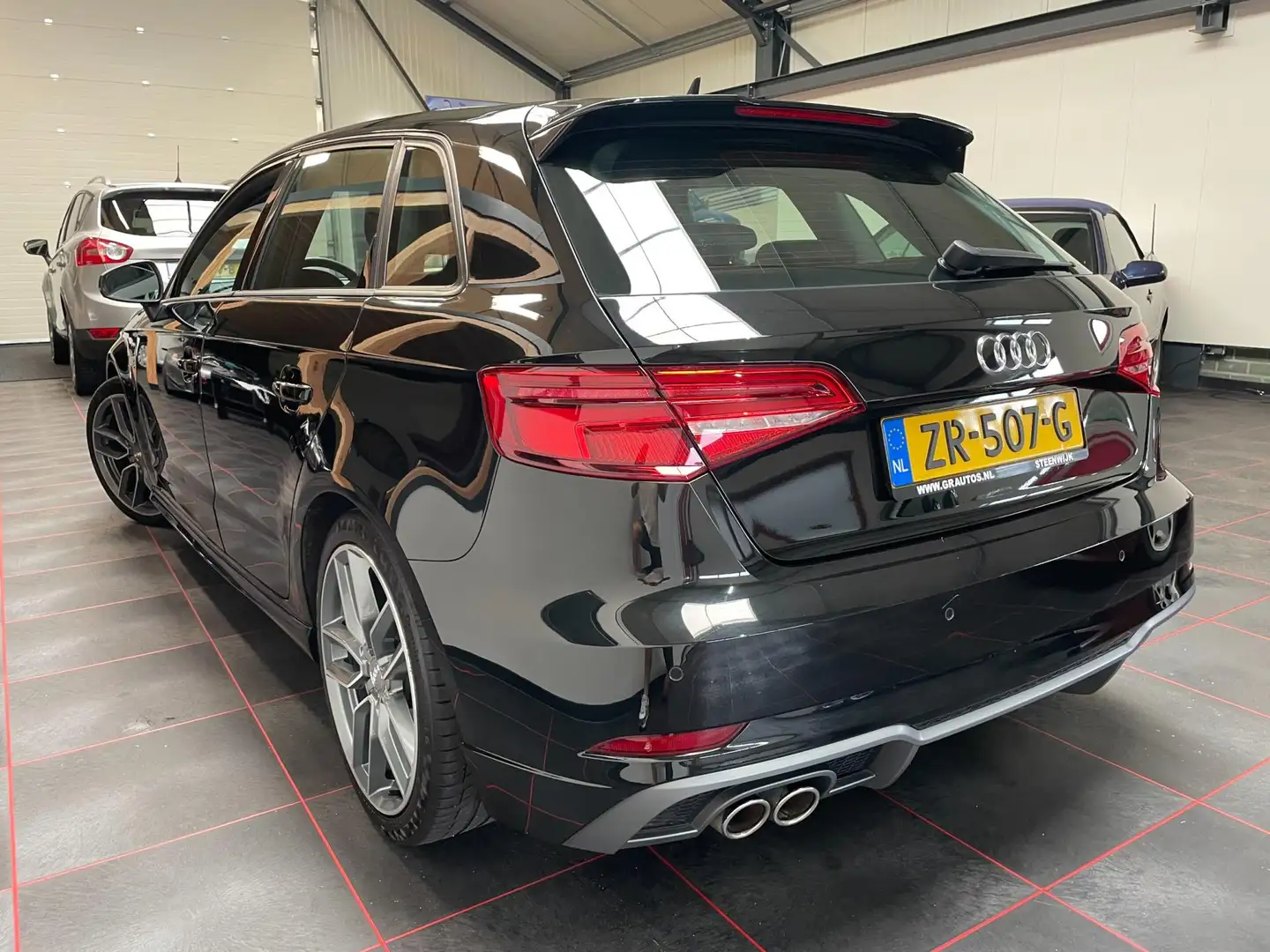 Audi A3 Sportback S Line Automaat Zwart - 2