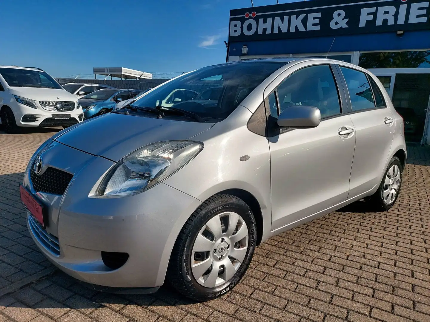 Toyota Yaris Sol Klima Argent - 2