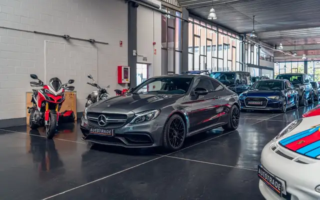 Mercedes-Benz C 63 AMG Coupé Speedshift MCT 9G