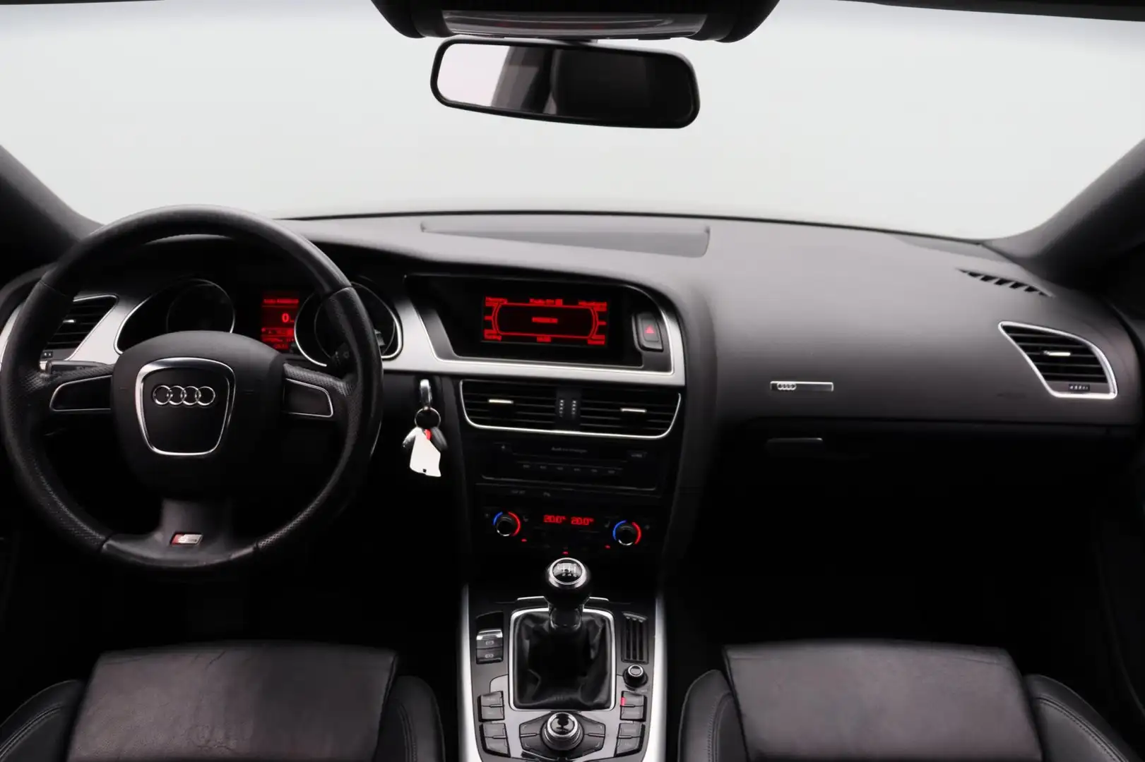 Audi A5 Coupé 2.0 TFSI S-Line Leder Stoelverwarming Zwart - 2