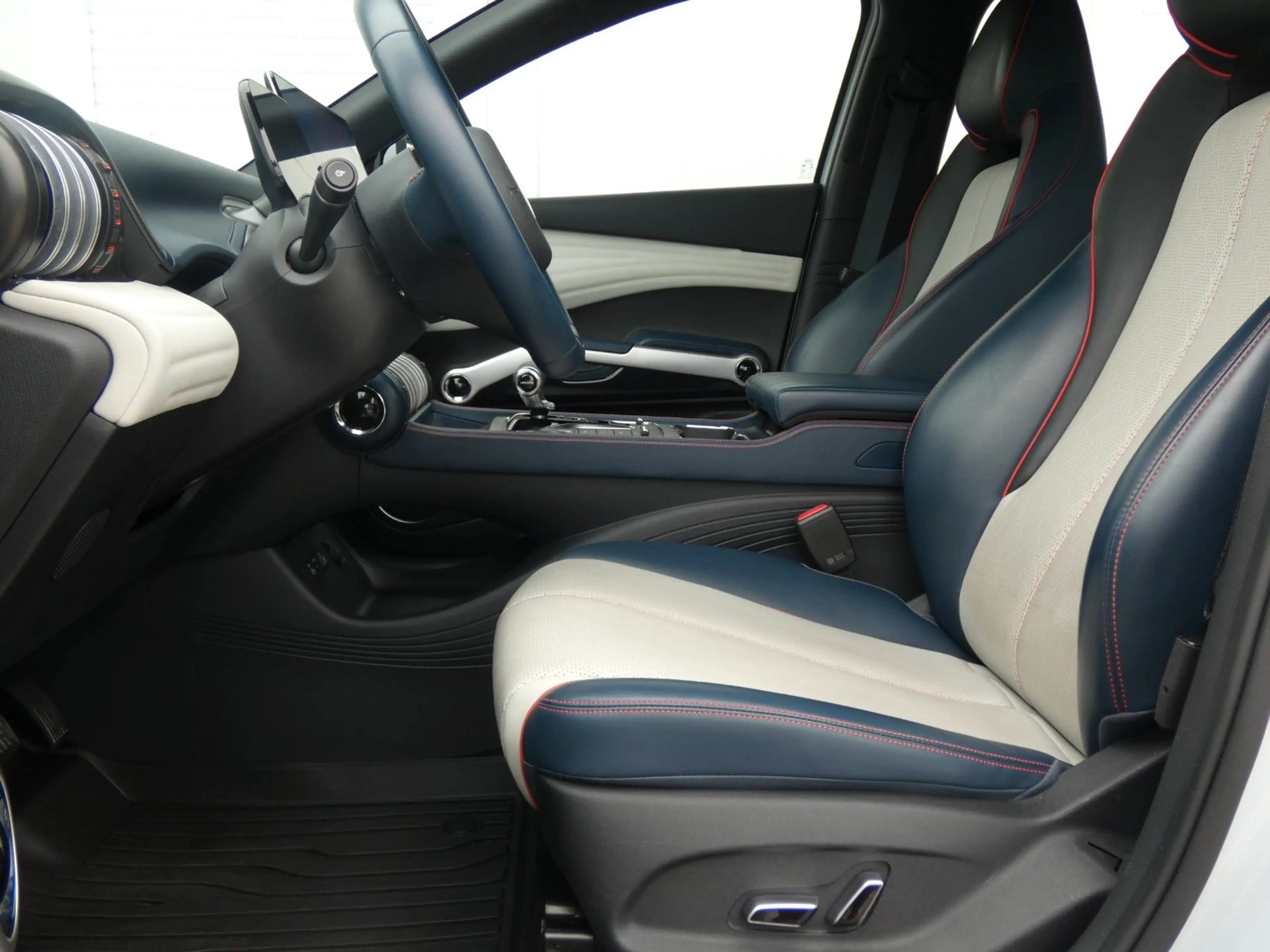 BYD Atto 3 Atto 3 150 kW Design — photo 13