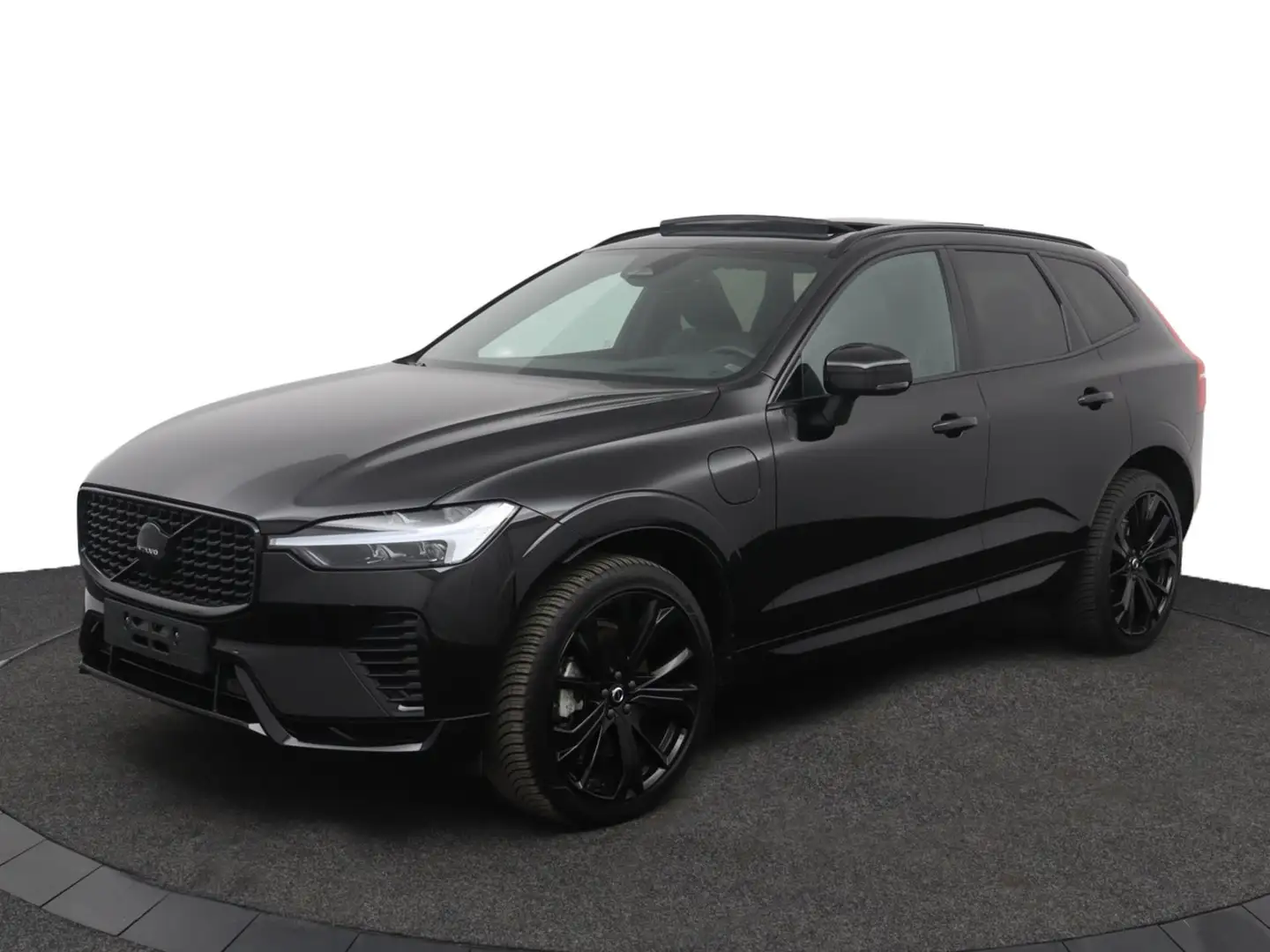 Volvo XC60 2.0 T6 Plug-in hybrid AWD Plus Black Edition Zwart - 1