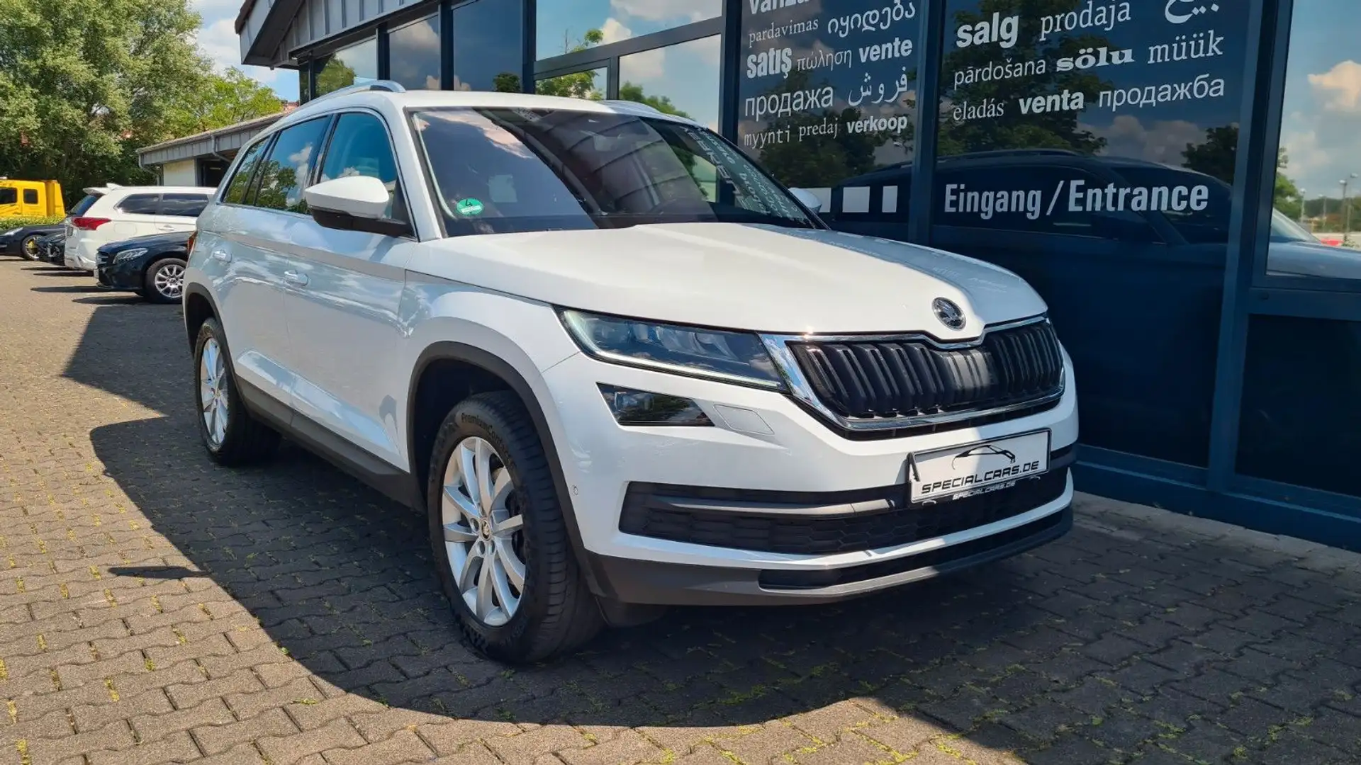 Skoda Kodiaq Style 2.0 TDi - PANO - ACC -MEMORY - Wit - 1