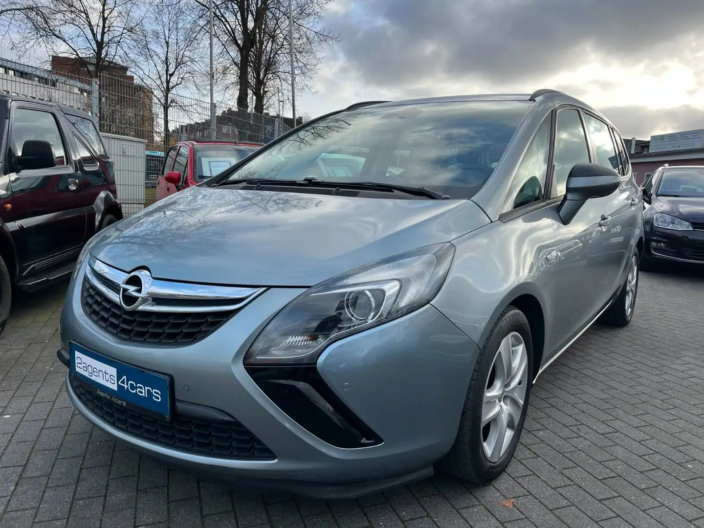 Opel Zafira C Tourer Edition°Garantie°Klima°PDC°SHZ° Silber - 1