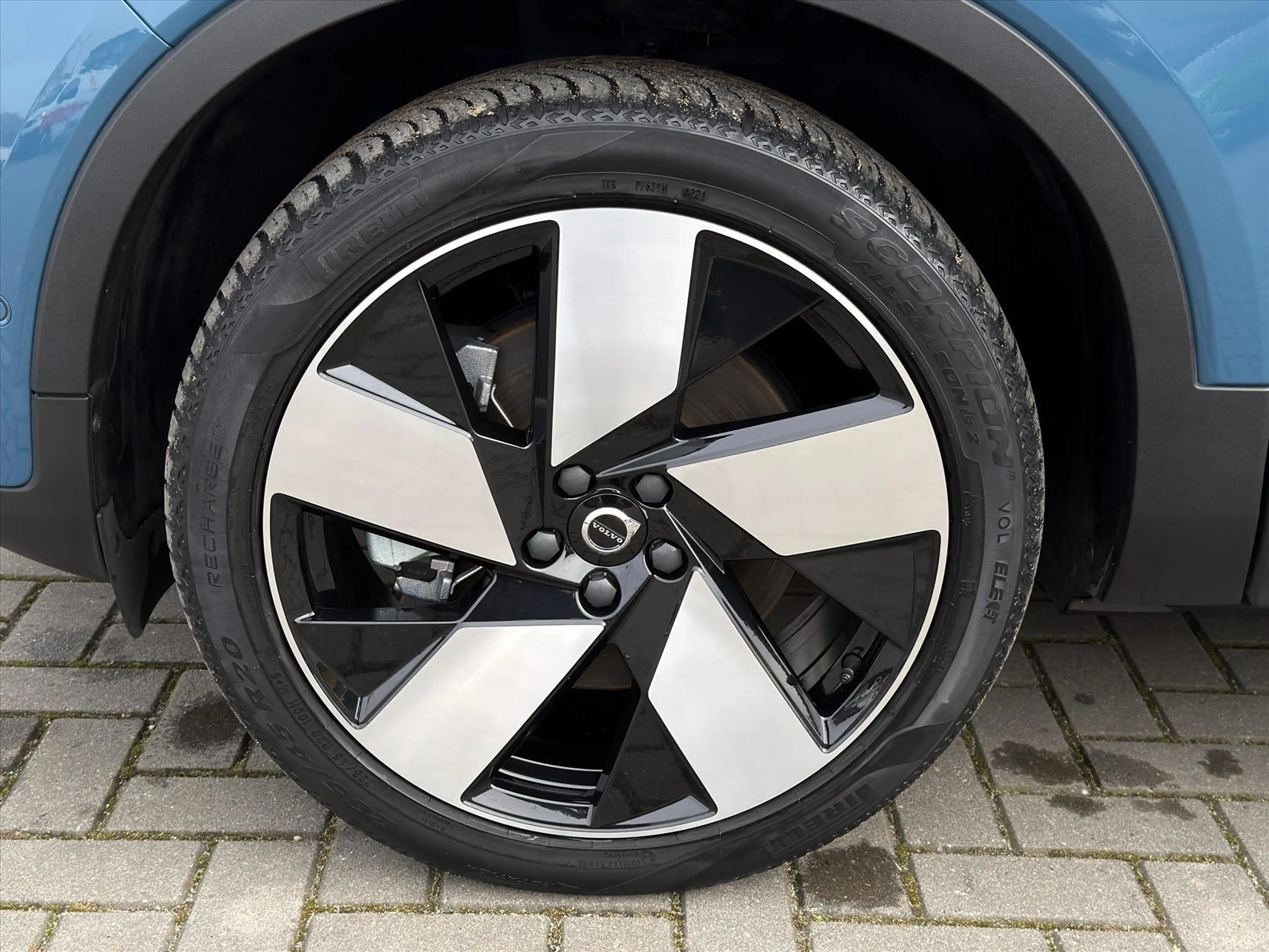 Volvo C40 Recharge Twin Pure electric 408pk Intro Edition | — photo 12