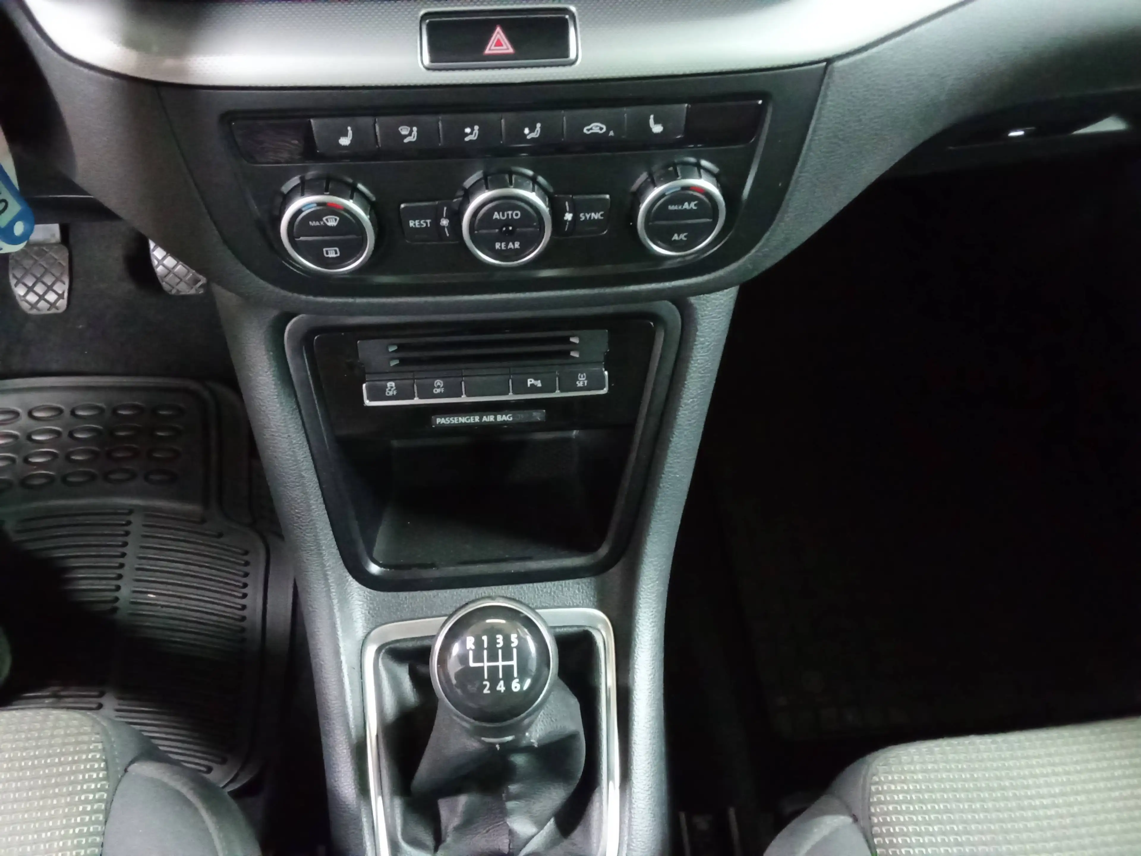 Volkswagen Sharan Comfortline BMT 4Motion 7 Sitzer — photo 13