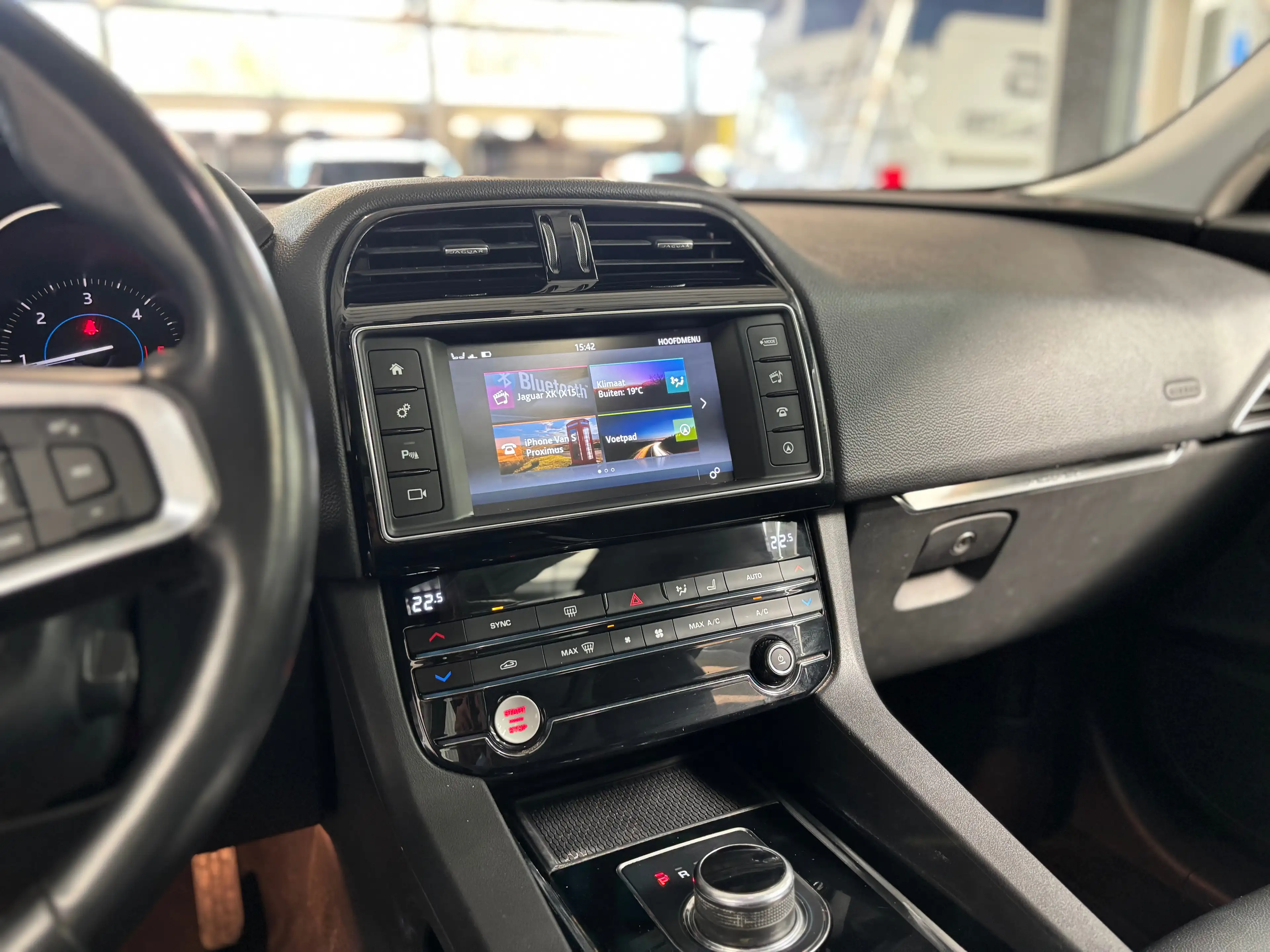 Jaguar F-Pace Jaguar F-PACE 20d AWD Prestige | Automaat | Leder | Navi | Camera | Xenon | 180 PK — photo 11