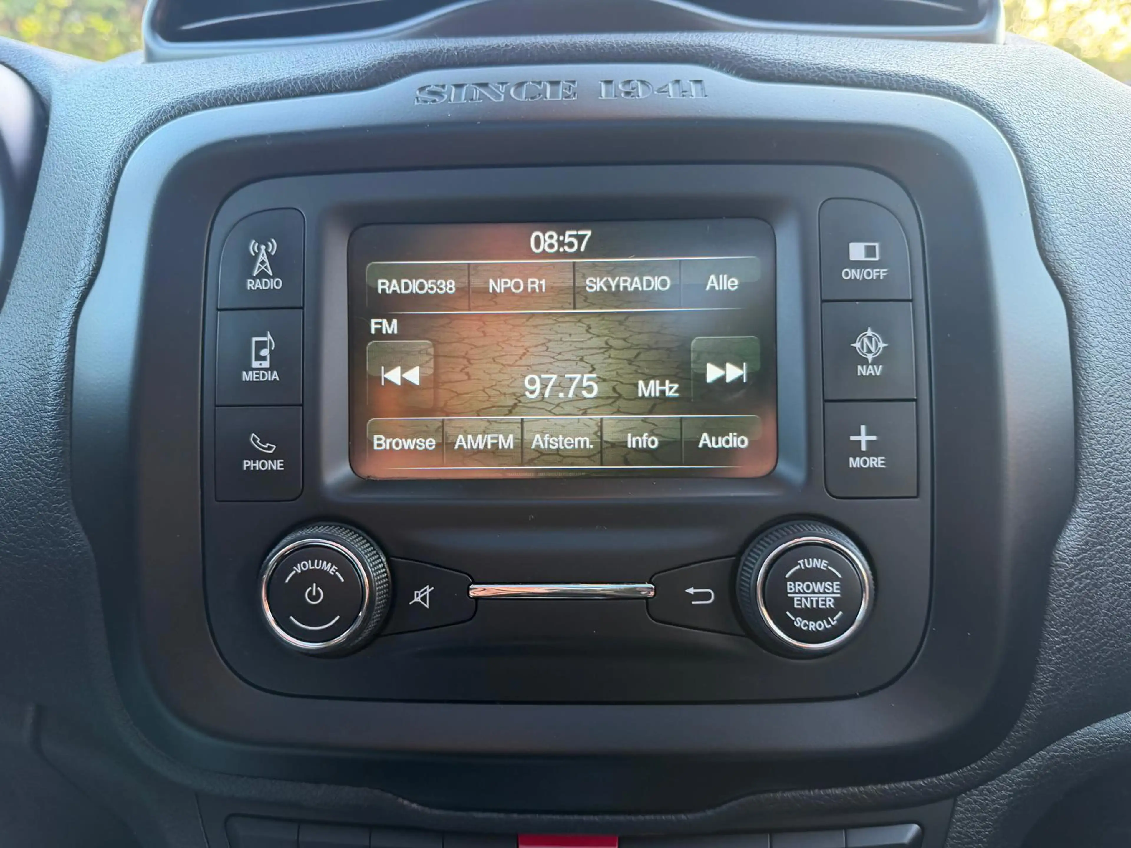 Jeep Renegade 1.4 MultiAir Freedom-Pano dak-NL auto-Navigatie- — photo 15