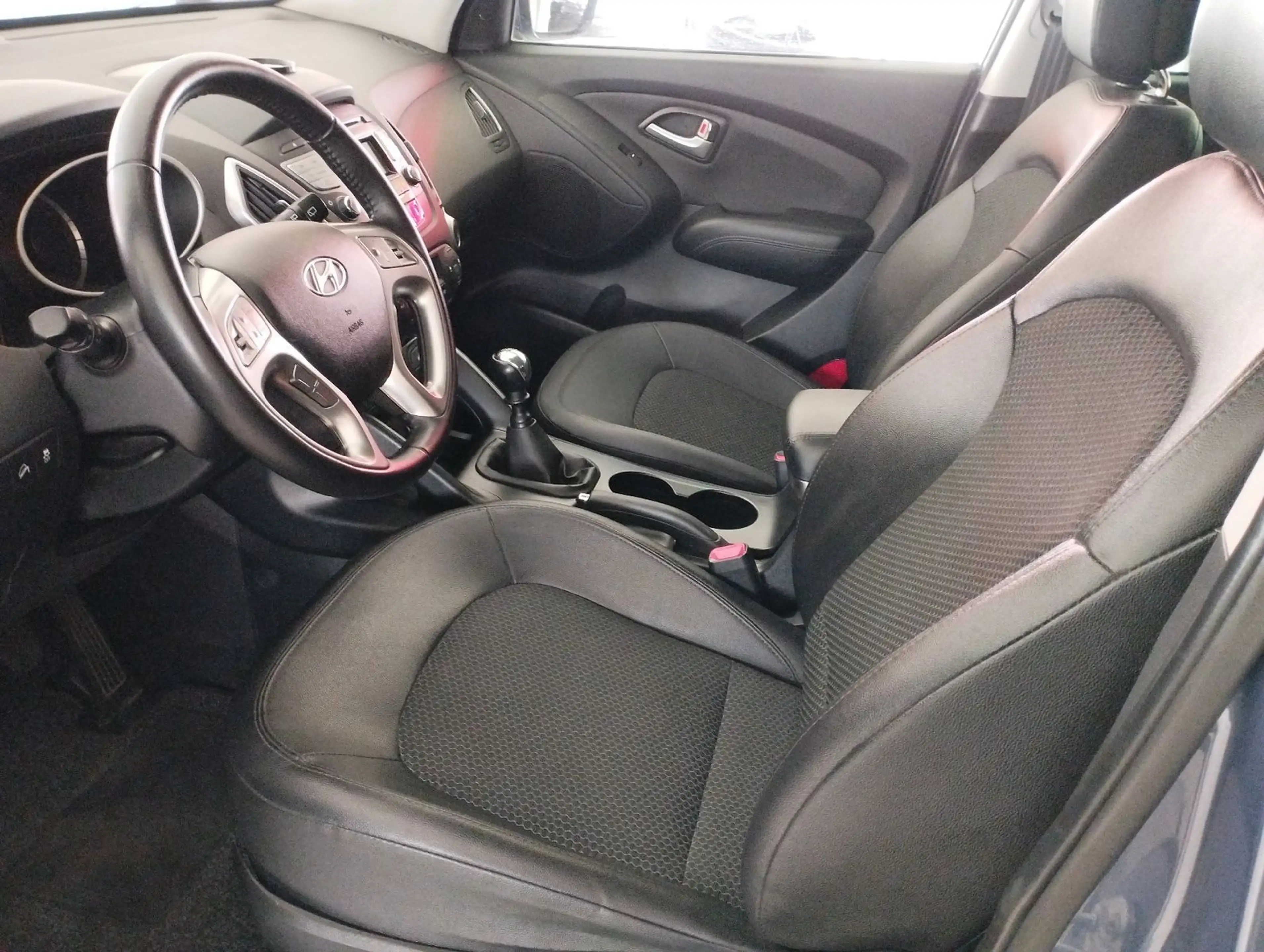 Hyundai iX35 5 Star Edition 2WD-4xSH-Tempo-Bluetooth.... — photo 14