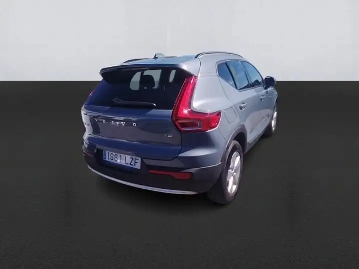 Volvo XC40 T2 Essential Manual 2022, foto 4