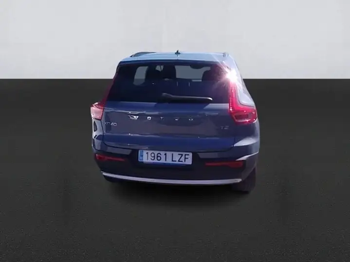Volvo XC40 T2 Essential Manual 2022, foto 5