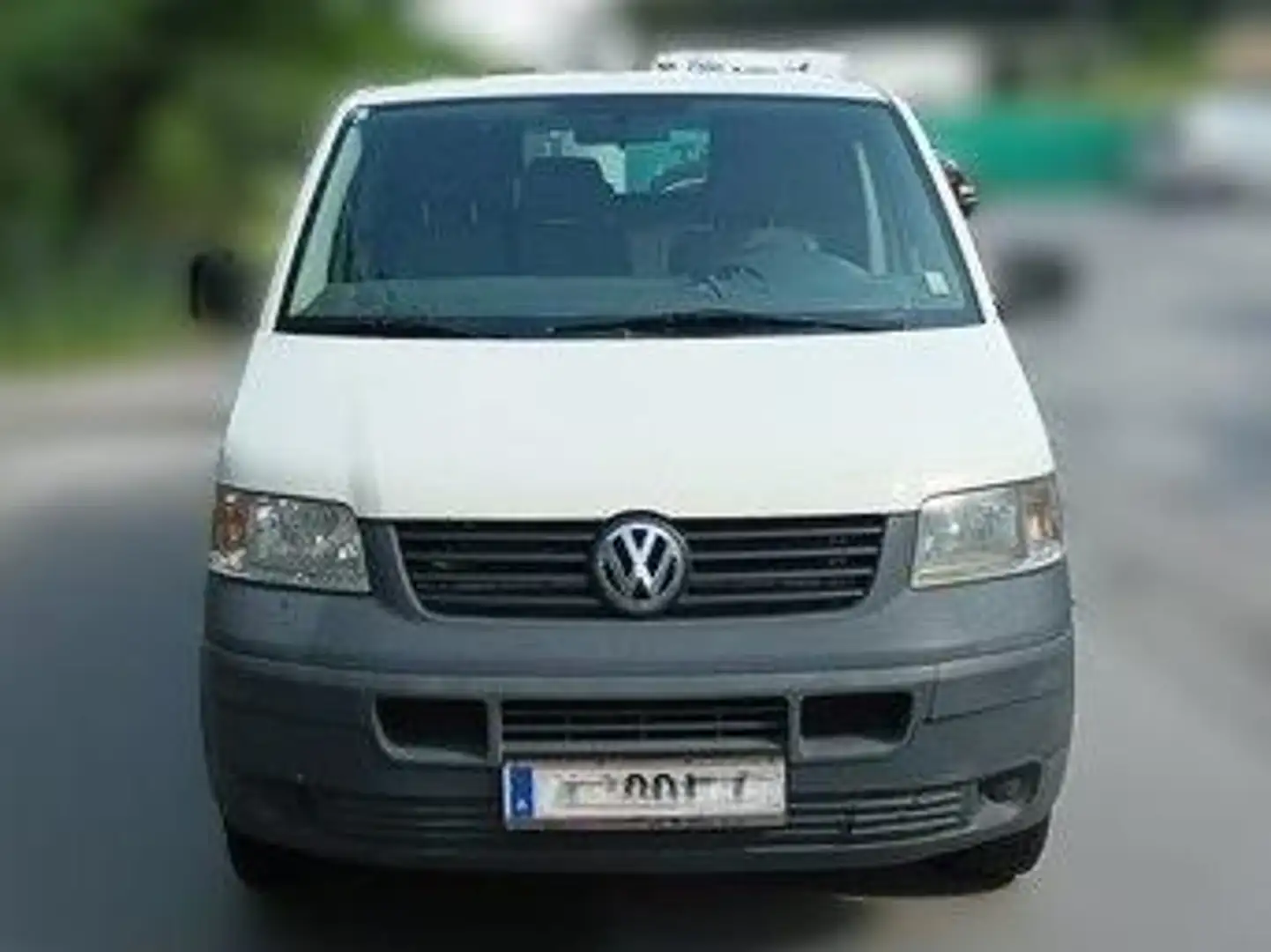 Volkswagen T5 Transporter - 1