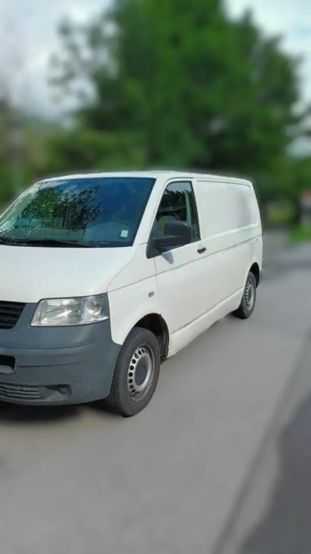 Volkswagen T5 Transporter - 2