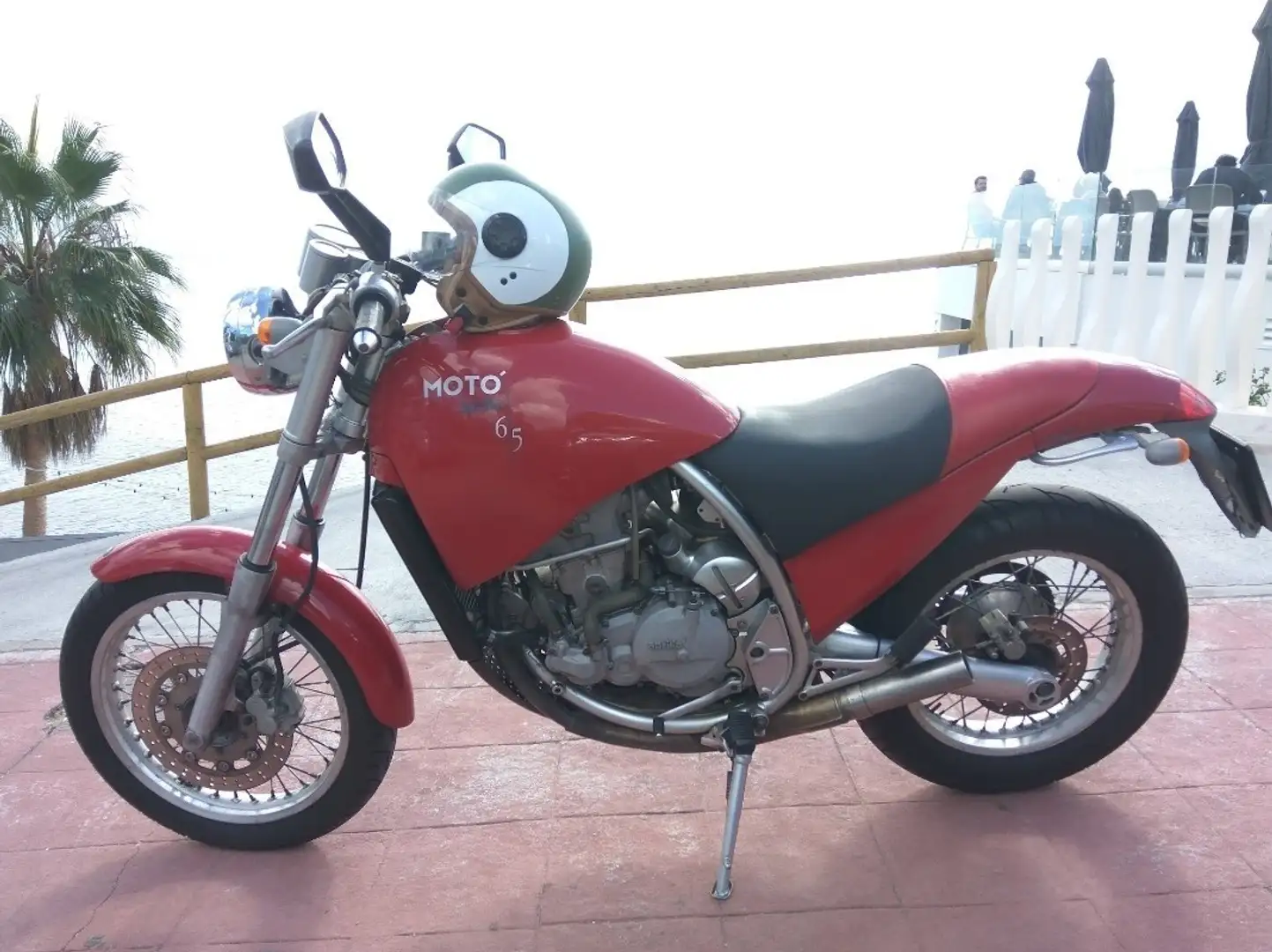 Aprilia Moto 6.5 Rojo - 1