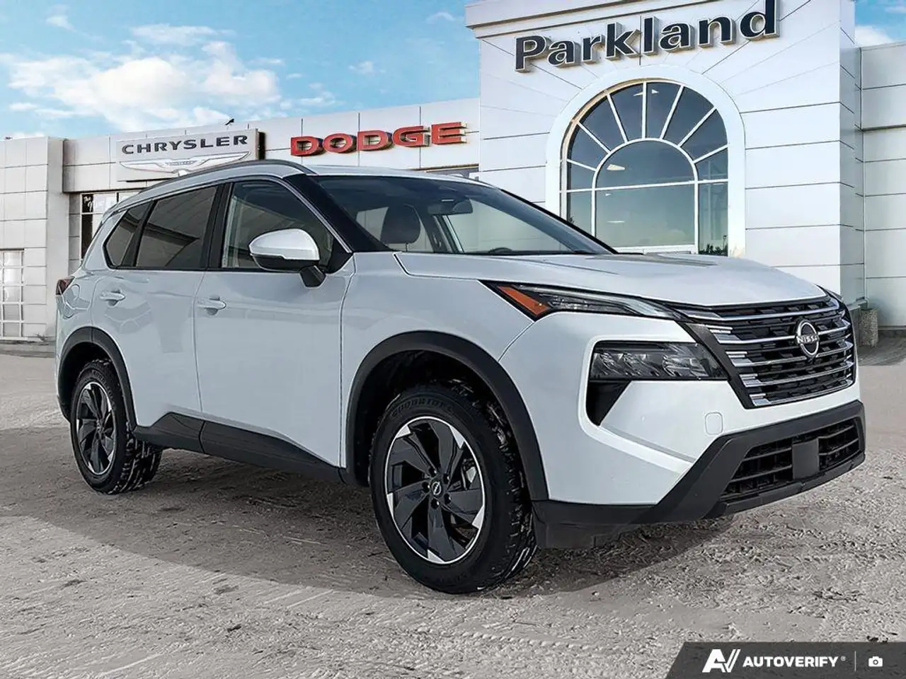 Nissan Rogue снимка Nissan Rogue