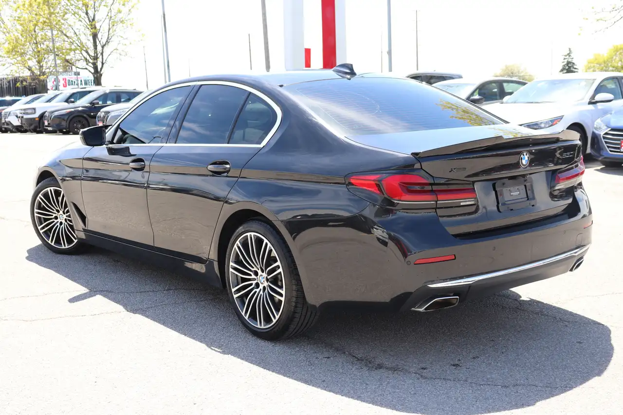 BMW 5 Series снимка BMW 5 Series