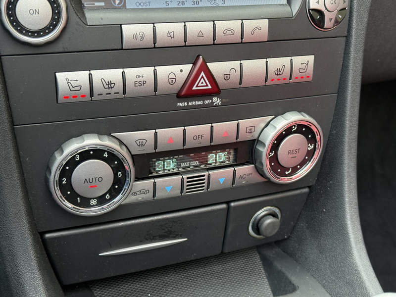 Mercedes-Benz SLK 350 V6 272pk | Automaat | Leder | Airscarf | Stoelverw — photo 12