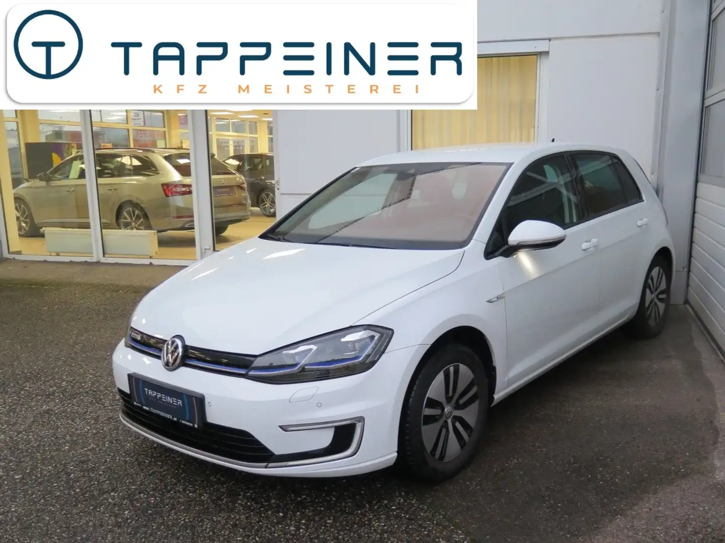 Volkswagen Golf e-Golf inkl. Wärmepumpe/SHA/ACC/Kamera Weiß - 1