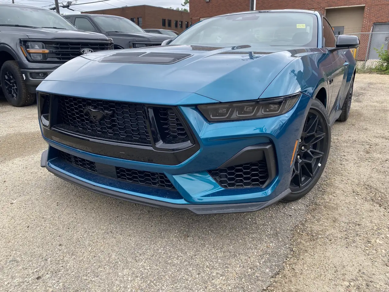 Ford Mustang photo Ford Mustang