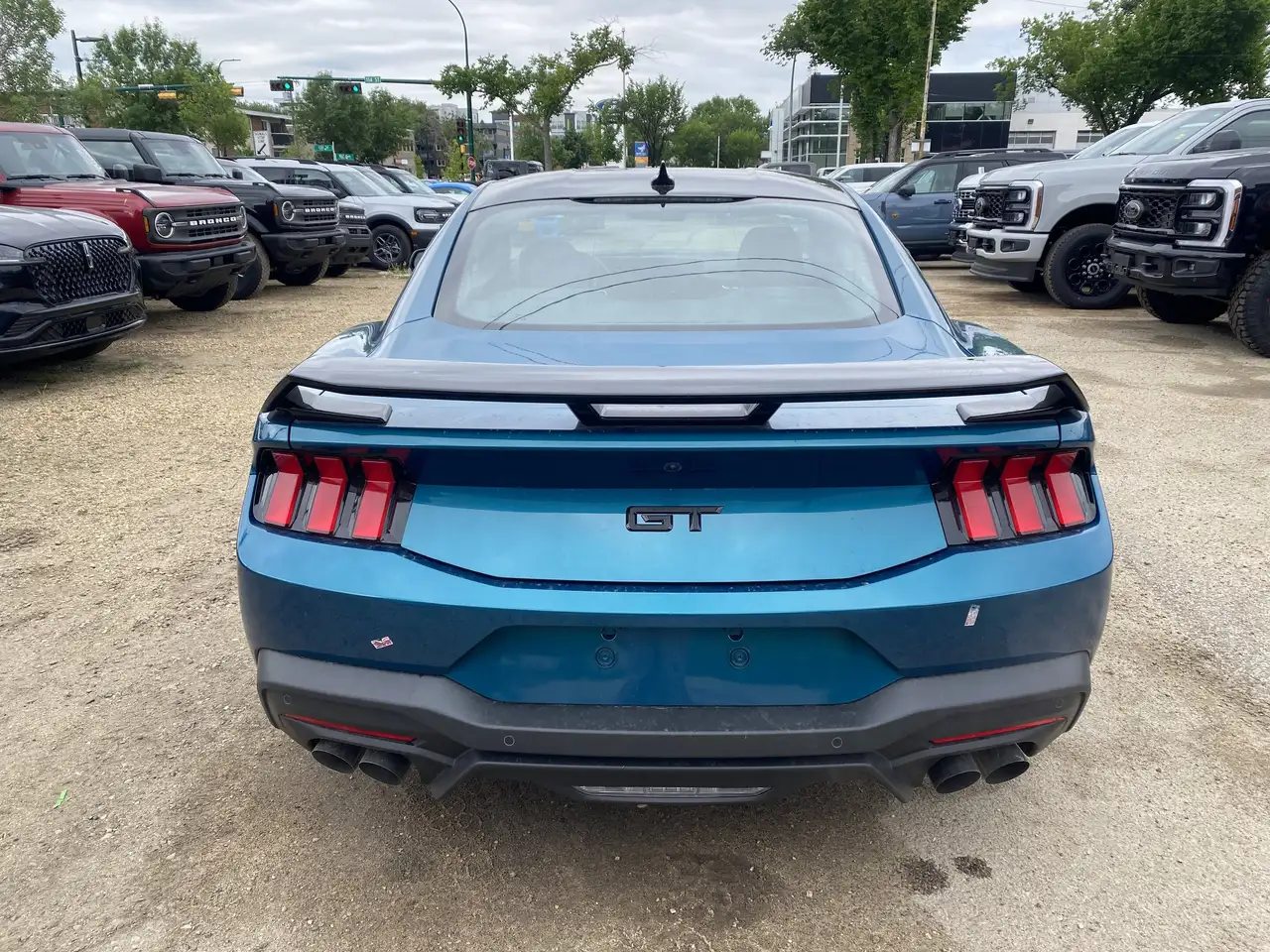 Ford Mustang photo Ford Mustang