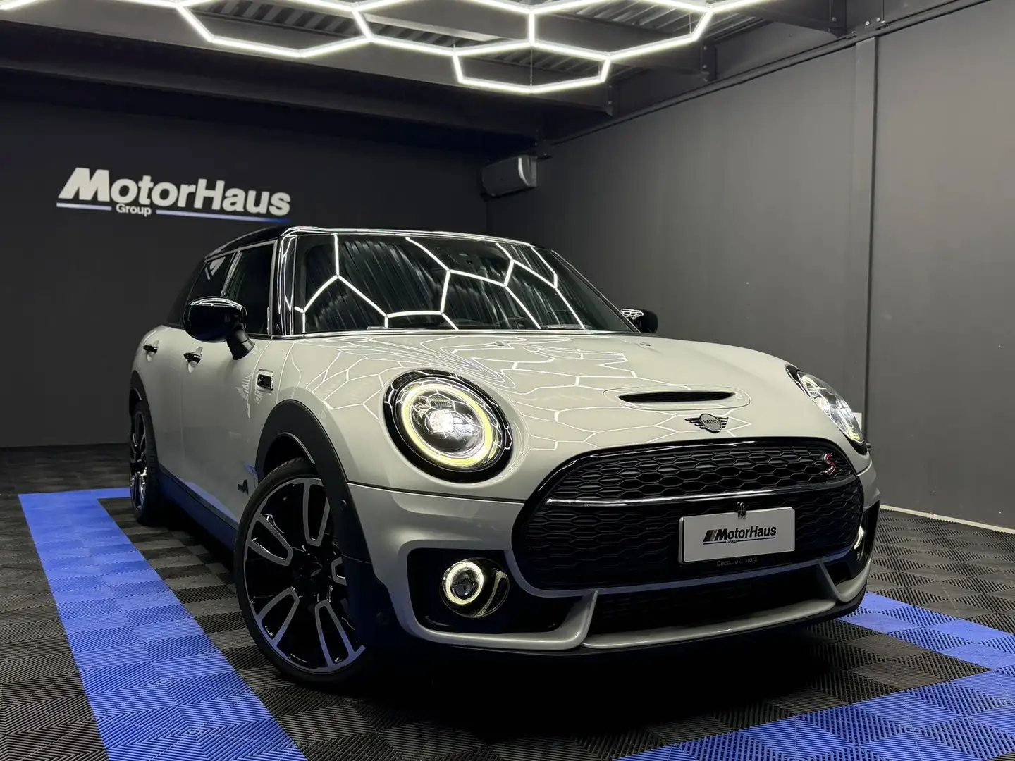 MINI Cooper SD Clubman Clubman Cooper SD ALL4 JCW Weiß - 1