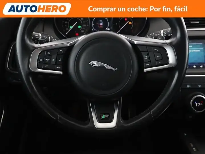 Jaguar E-Pace 2019, foto 22