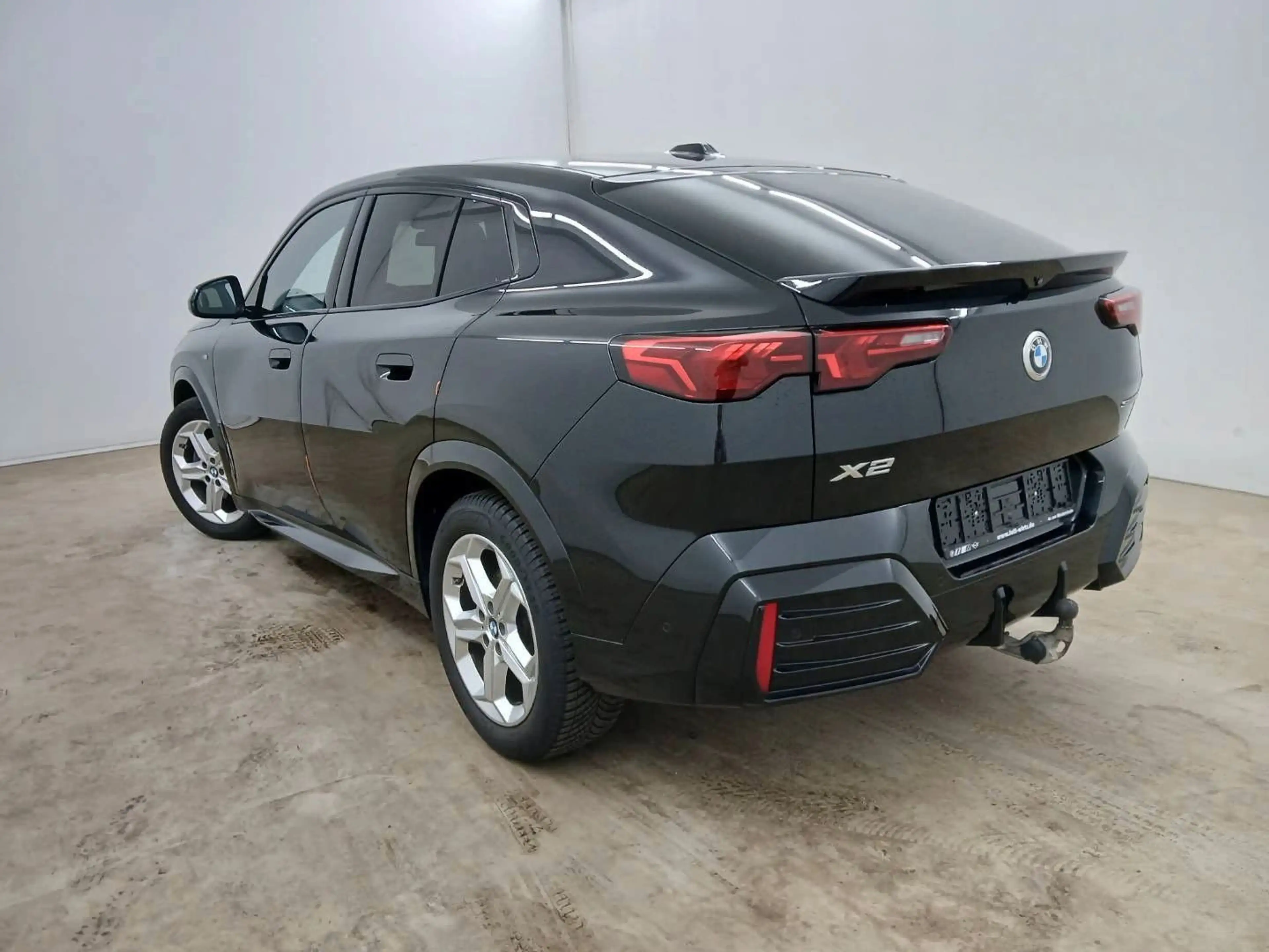 BMW X2 18d sDrive M Sport AHK PANO H&K SHZ 2ZK — photo 5