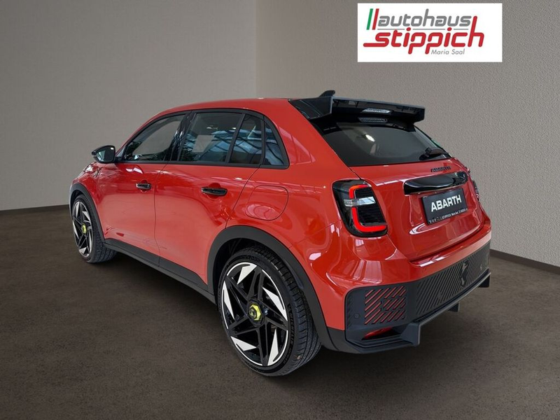 Abarth 600e 174 kW 54kWh Turismo — photo 11