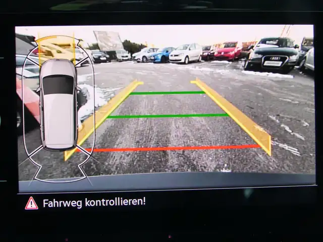 Volkswagen Touran view 13