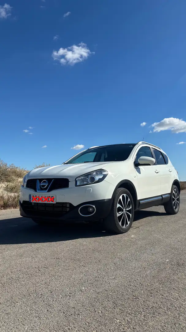 Nissan Qashqai 2.0dCi Tekna Premium 4x4 A/T 18´´ - 1