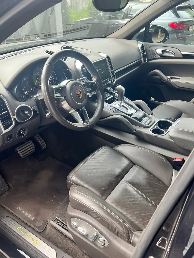 Porsche Cayenne Cayenne S E-Hybrid Platinum Edition Zwart - 2